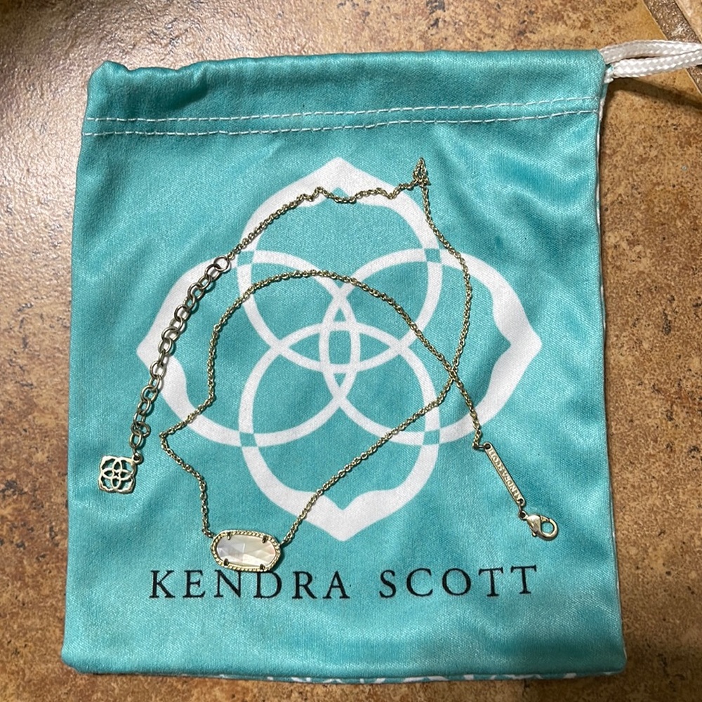 Kendra Scott Necklace